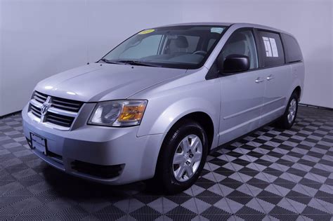 6cyl Automatic. . Minivan for sale by owner